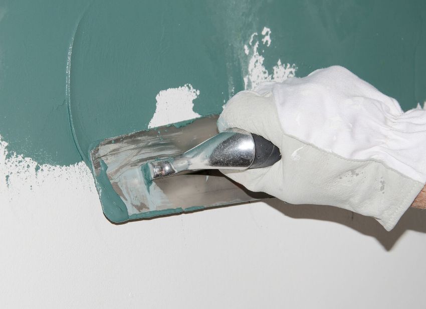 Застосування обмазувальних складів в якості гідроізоляції підлоги під плитку у ванній переважно в тих випадках, коли необхідна заливка стяжки