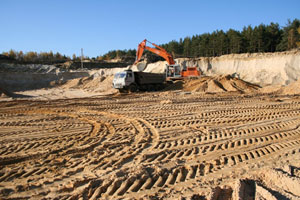 Для вилучення глини і піску використовується складний технологічний комплекс різного устаткування