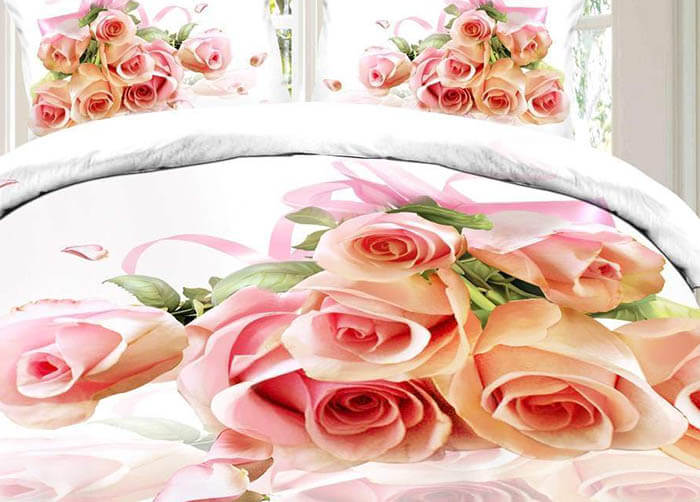 Постільна білизна з трояндами - не тільки прикраса інтер'єру спальні, але і практичний подарунок для будь-якої жінки